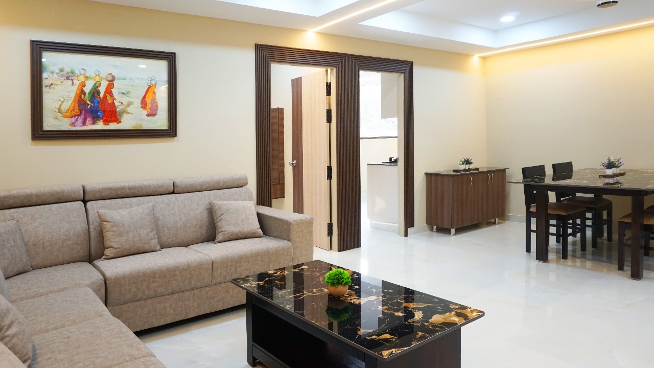 Elite Suites - Dining Area